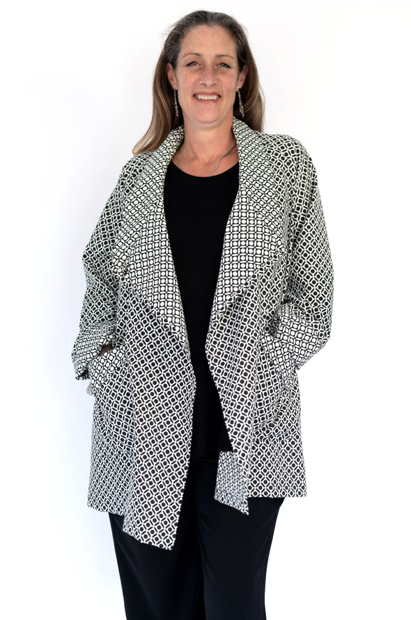 VAYU Coat / Classic Timeless